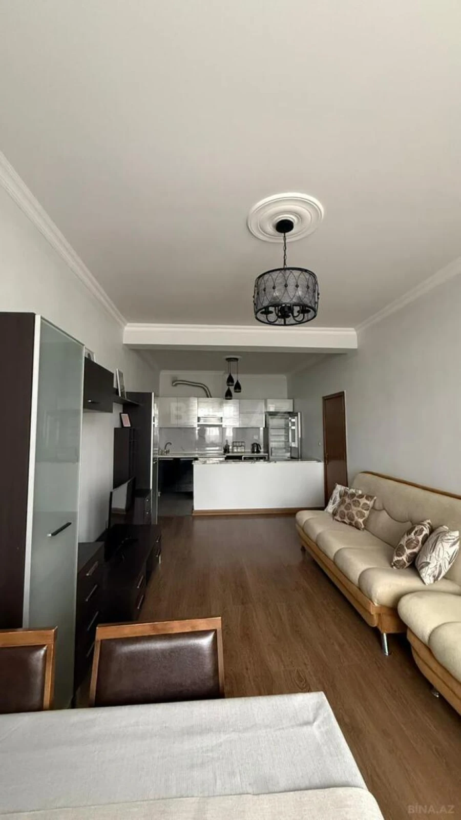 Kirayə verilir 2 otaqlı mənzil 60 m²