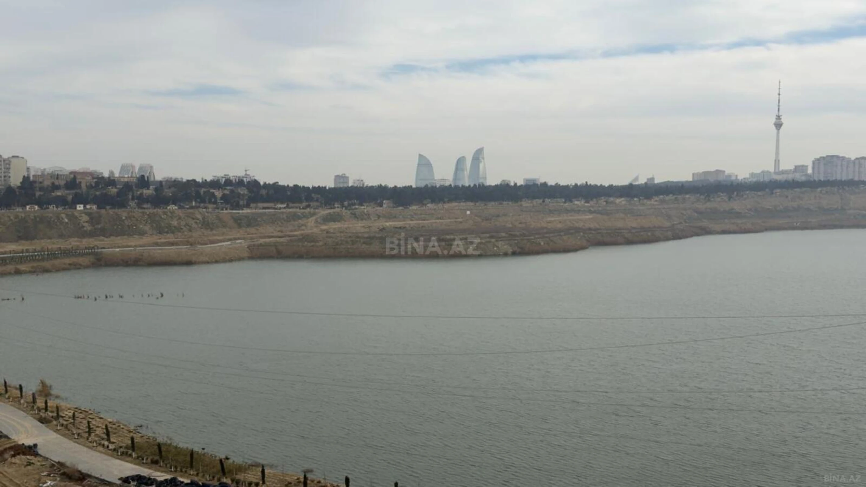 Satılır 2 otaqlı mənzil 51 m²