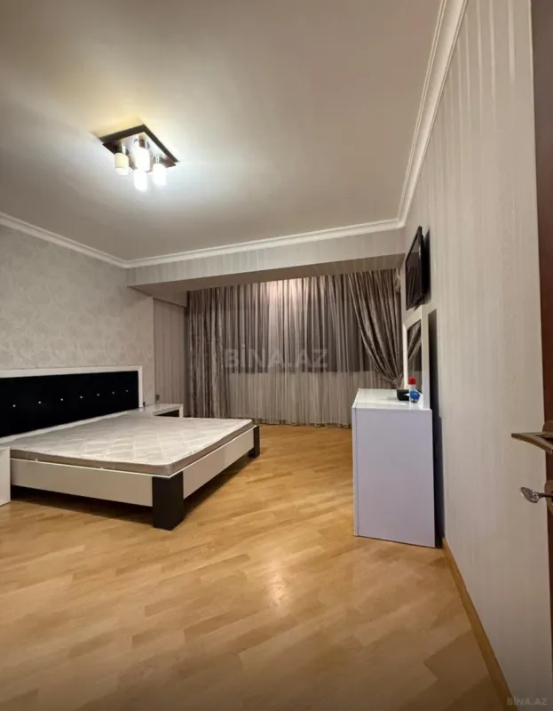 Kirayə verilir 4 otaqlı mənzil 110 m²