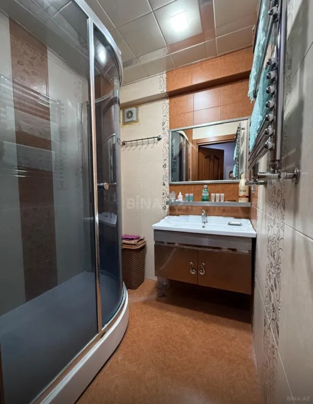 Kirayə verilir 4 otaqlı mənzil 110 m²