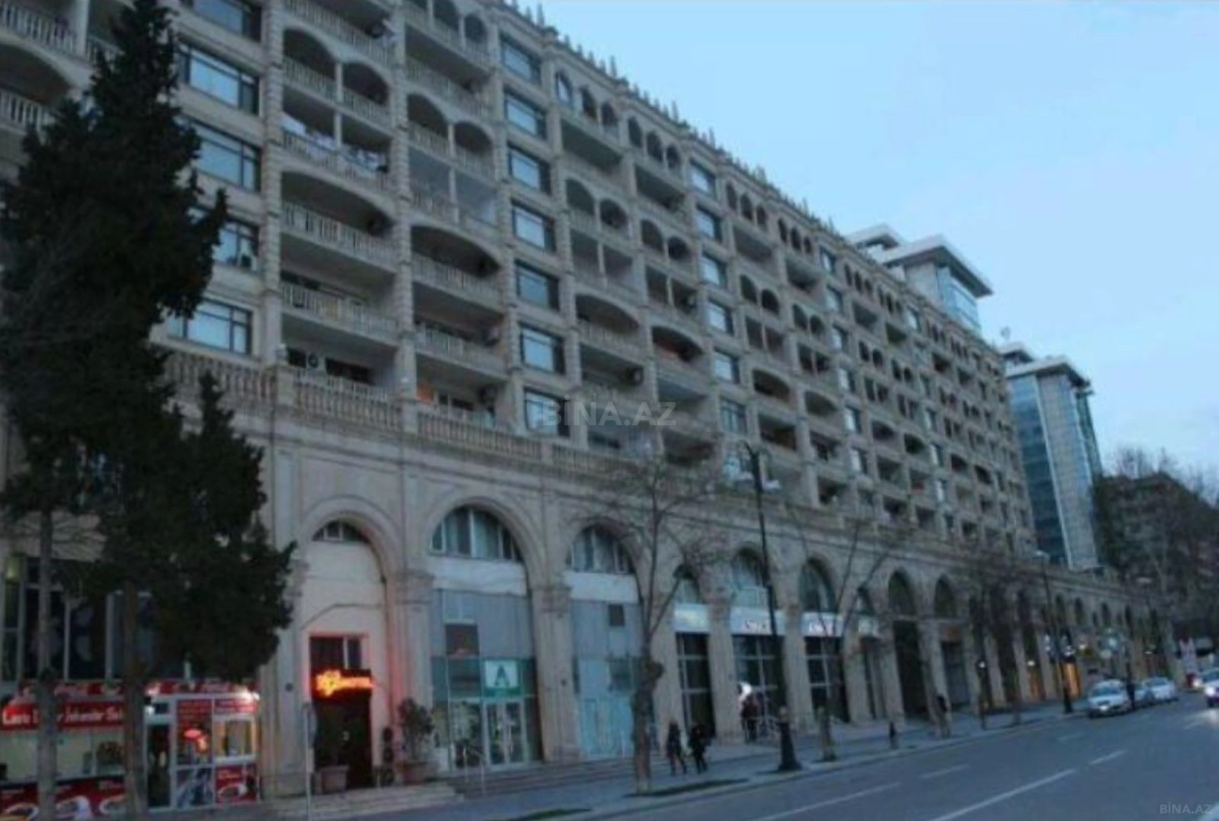 Kirayə verilir 4 otaqlı mənzil 110 m²