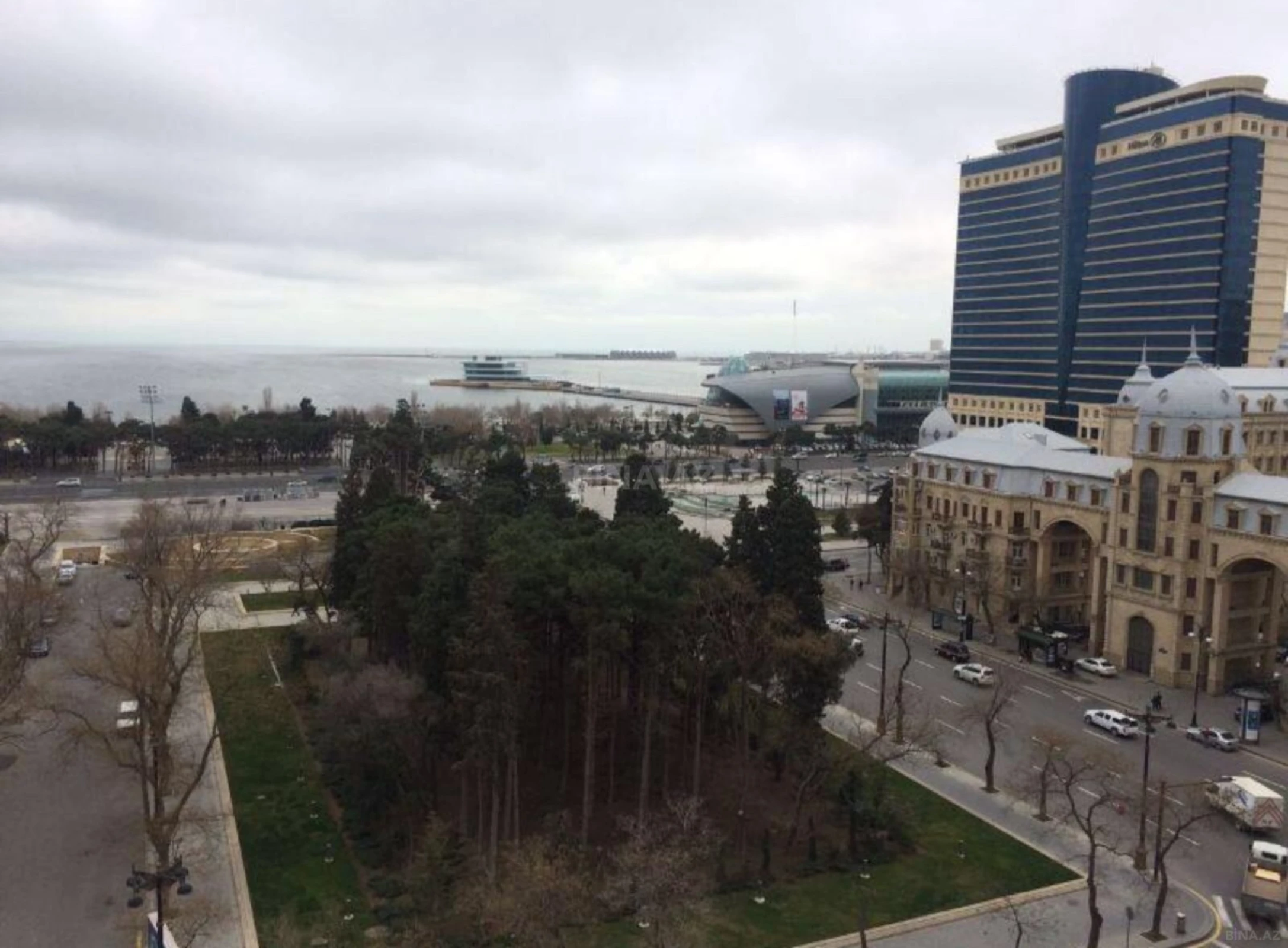 Kirayə verilir 4 otaqlı mənzil 110 m²