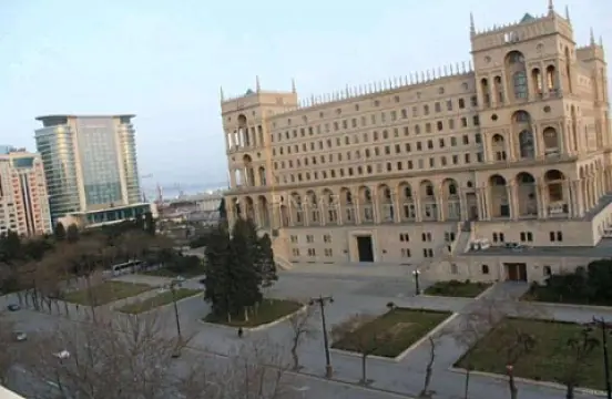 Kirayə verilir 4 otaqlı mənzil 110 m²