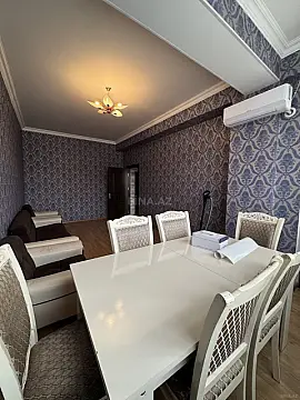 Kirayə verilir 2 otaqlı mənzil 70 m²