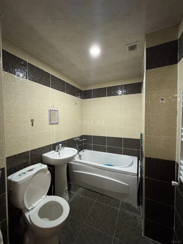 Kirayə verilir 2 otaqlı mənzil 70 m²