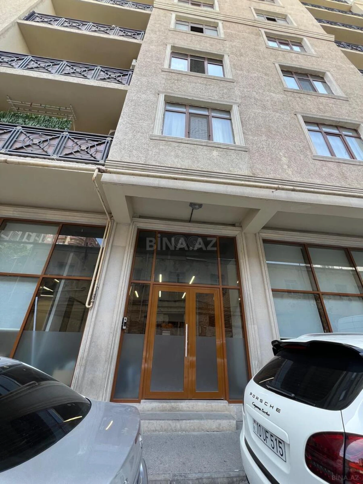 Kirayə verilir 8 otaqlı ofis 350 m²