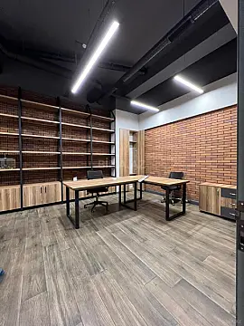 Kirayə verilir 8 otaqlı ofis 350 m² — Bakı 8 otaq 350.00 m²