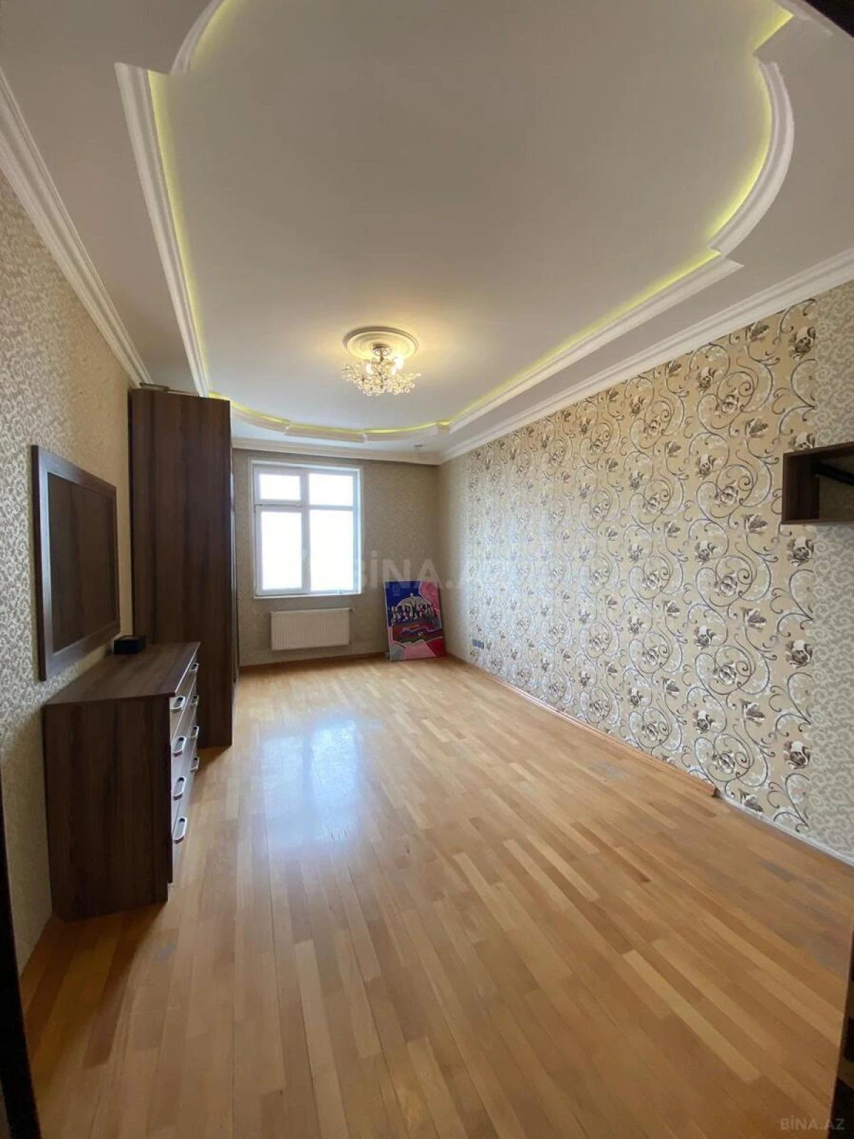 Kirayə verilir 3 otaqlı mənzil 106 m²