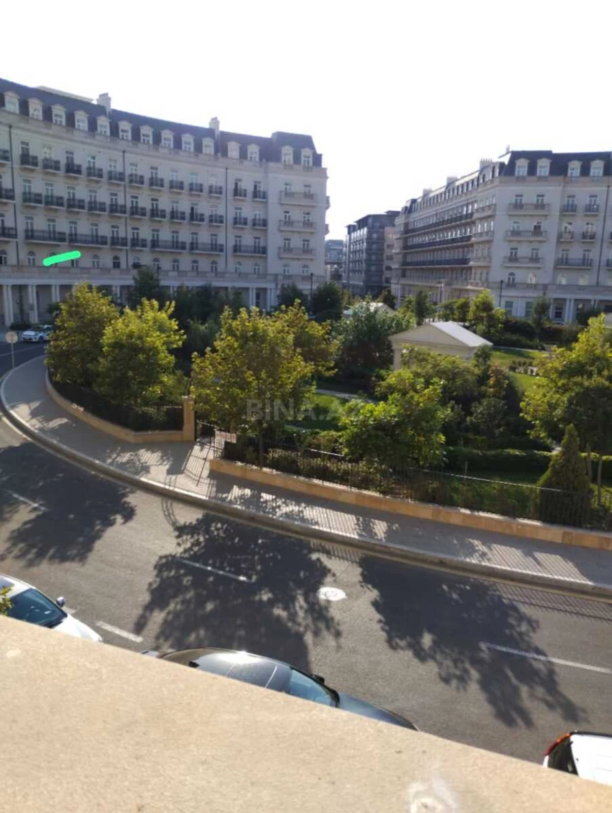 Satılır 3 otaqlı mənzil 147.1 m²