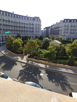 Satılır 3 otaqlı mənzil 147.1 m²