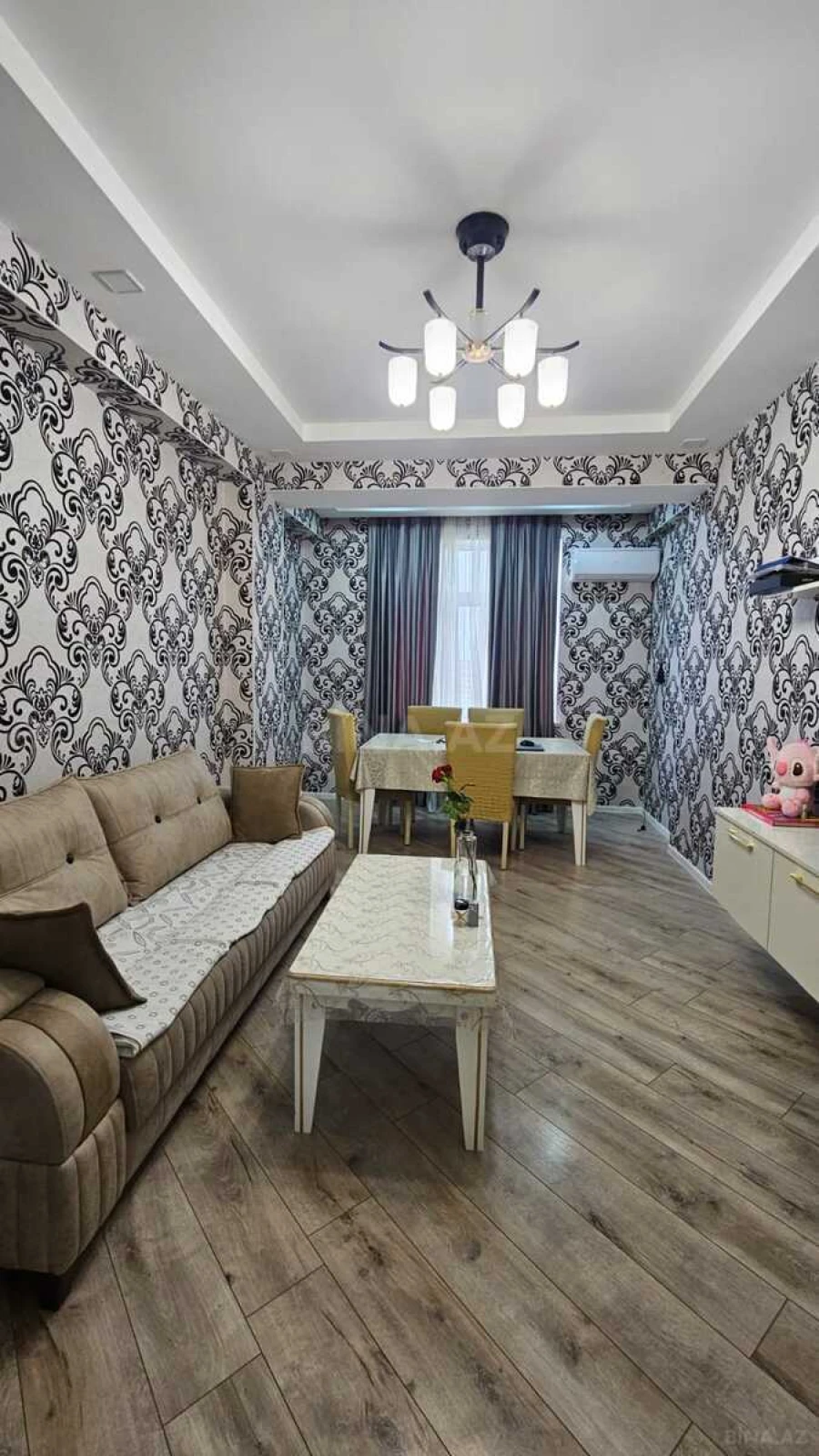 Satılır 3 otaqlı mənzil 94 m²