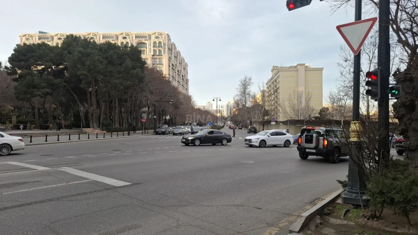 Kirayə verilir 3 otaqlı mənzil 100 m²