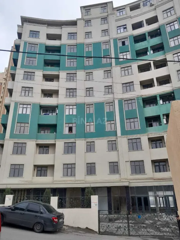 Satılır 3 otaqlı mənzil 136 m²