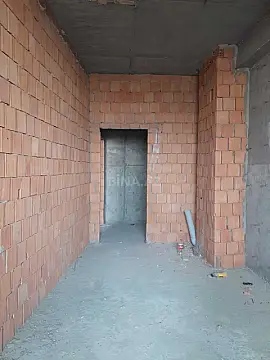 Satılır 3 otaqlı mənzil 136 m²