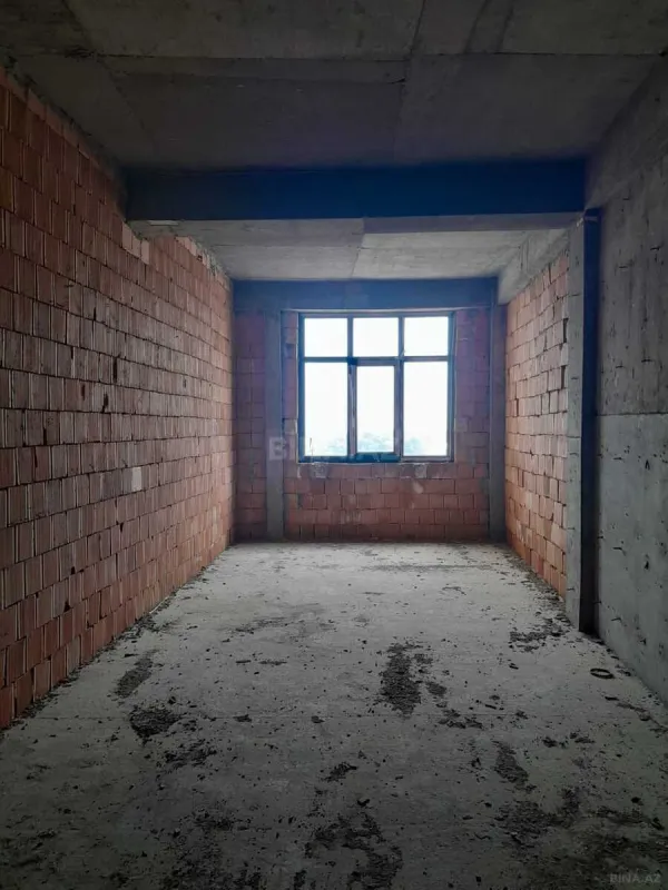 Satılır 3 otaqlı mənzil 136 m²