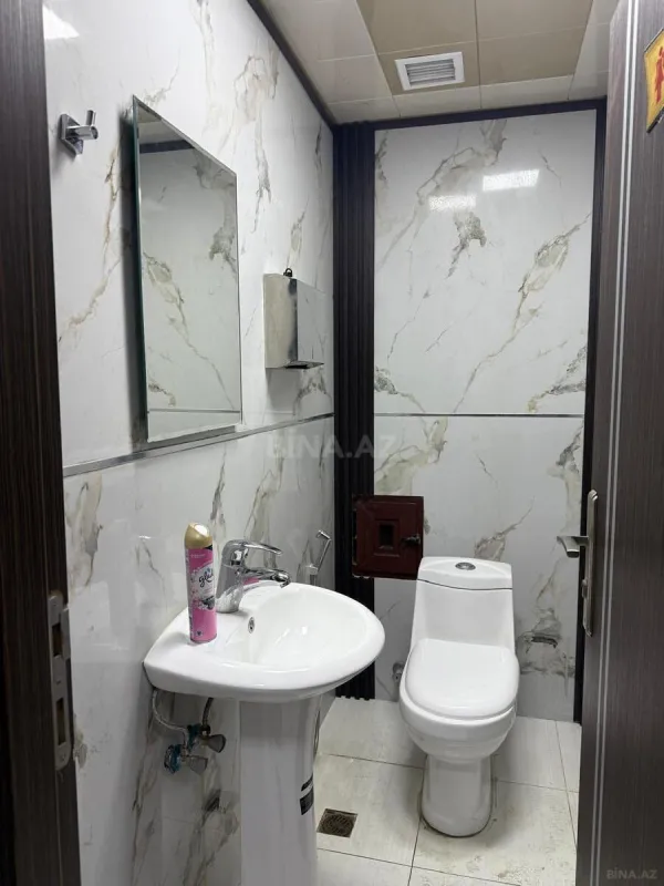 Kirayə verilir 4 otaqlı ofis 250 m²