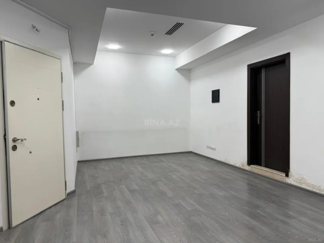 Kirayə verilir 4 otaqlı ofis 250 m²