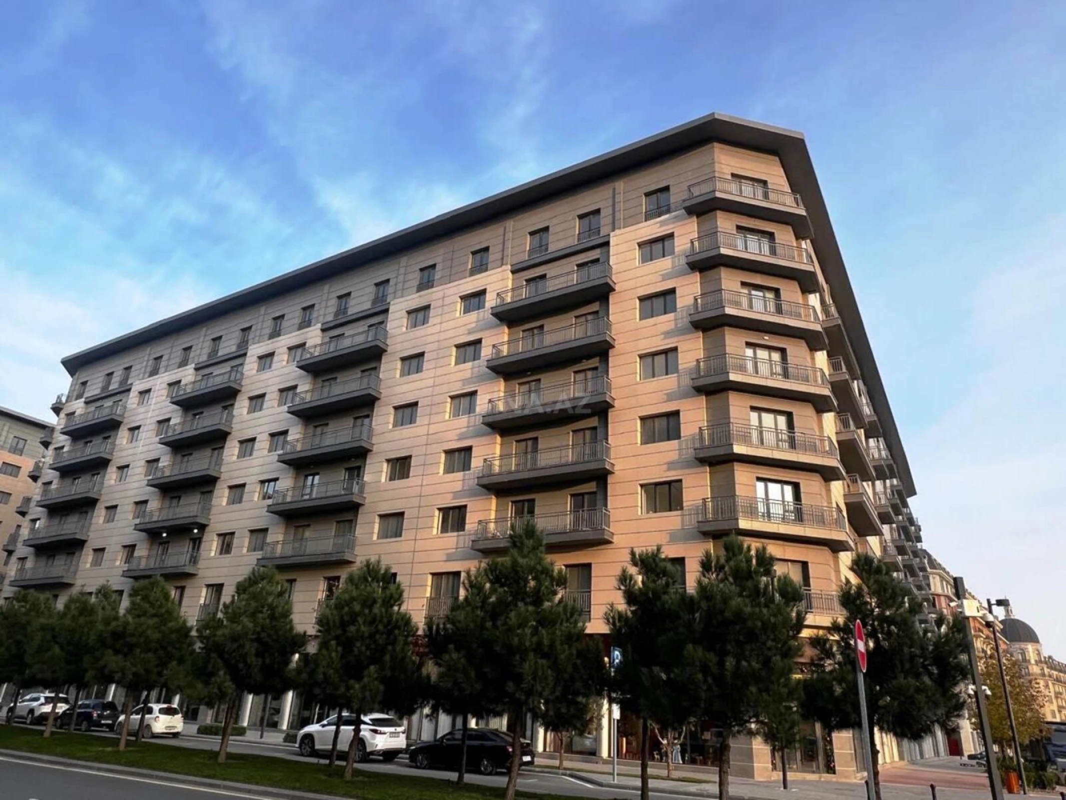 Satılır 2 otaqlı mənzil 91 m²