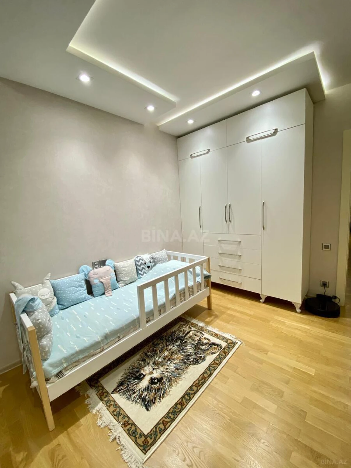 Satılır 3 otaqlı mənzil 98 m²