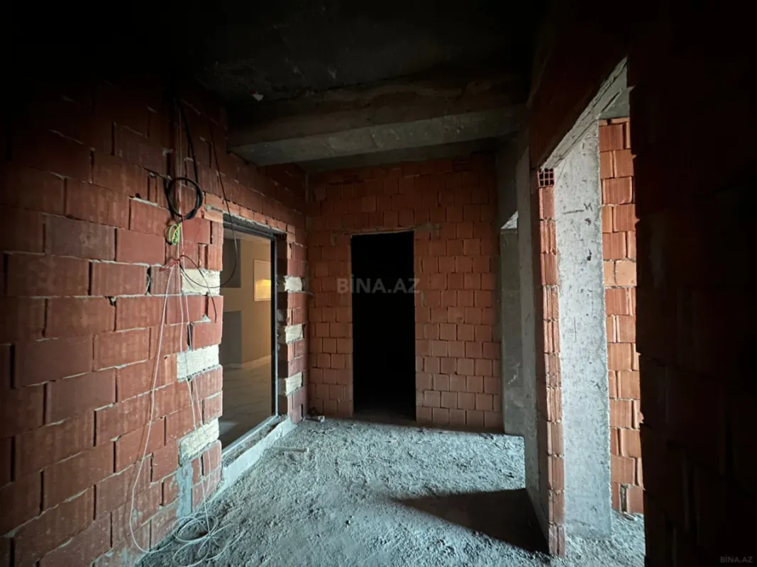 Satılır 2 otaqlı mənzil 80 m²