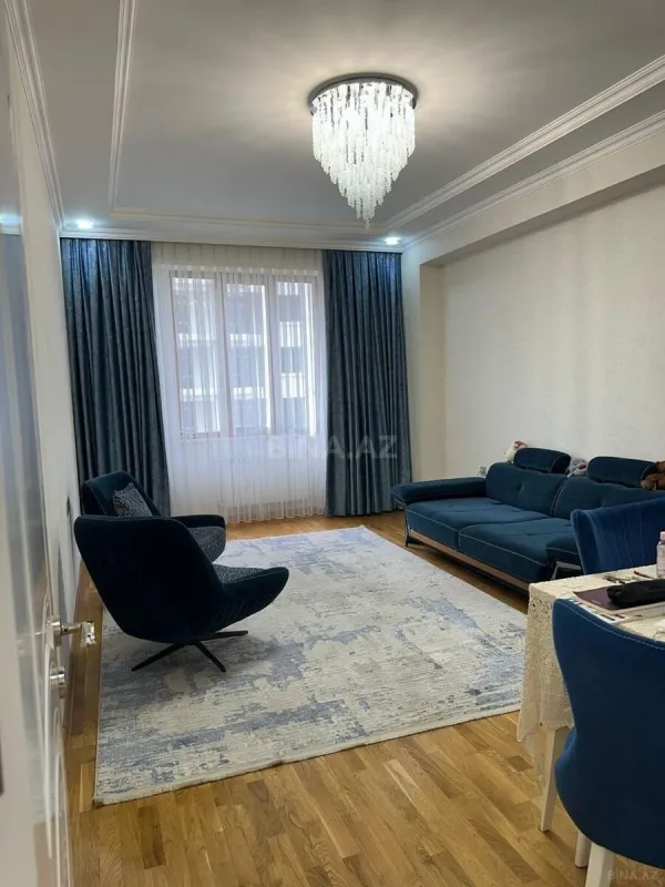 Satılır 3 otaqlı mənzil 104 m²