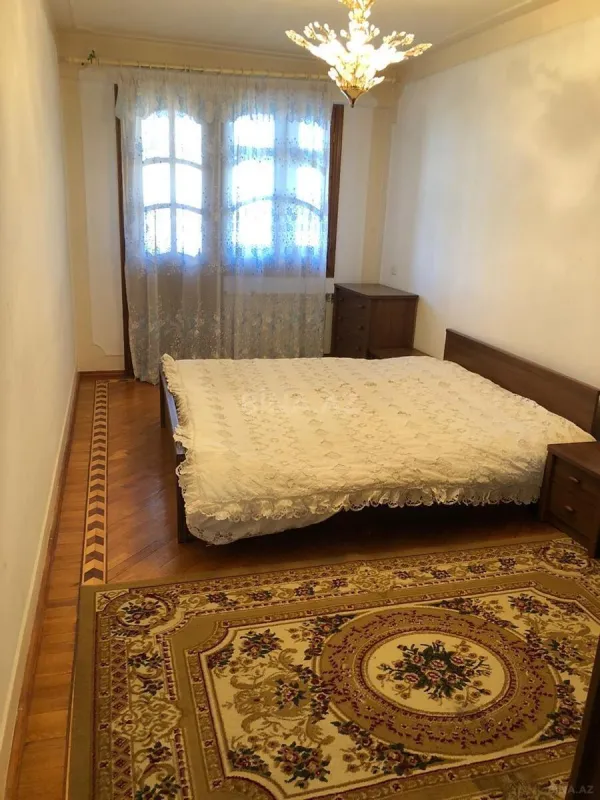 Satılır 3 otaqlı mənzil 90 m²