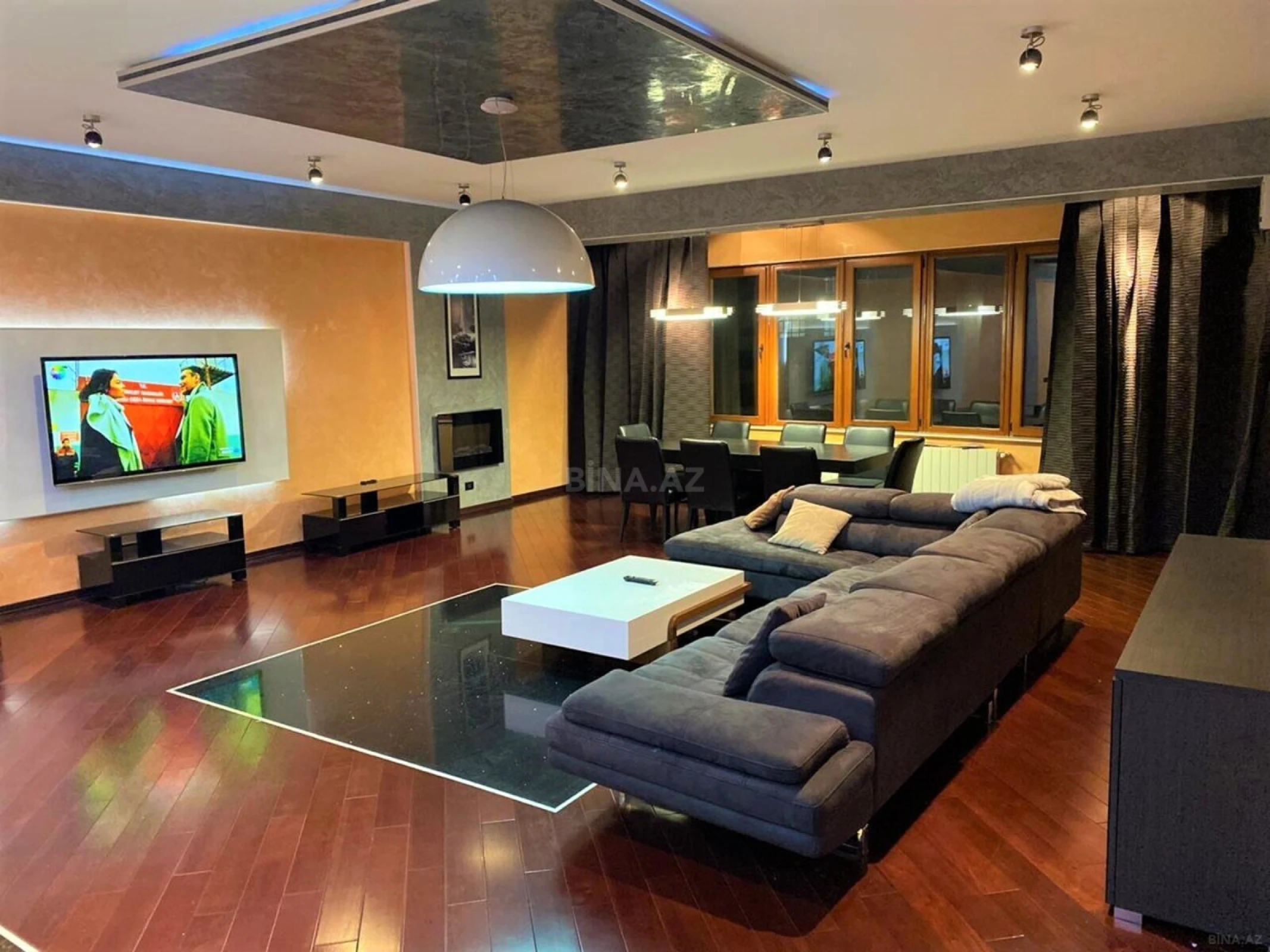 Kirayə verilir 4 otaqlı mənzil 250 m²