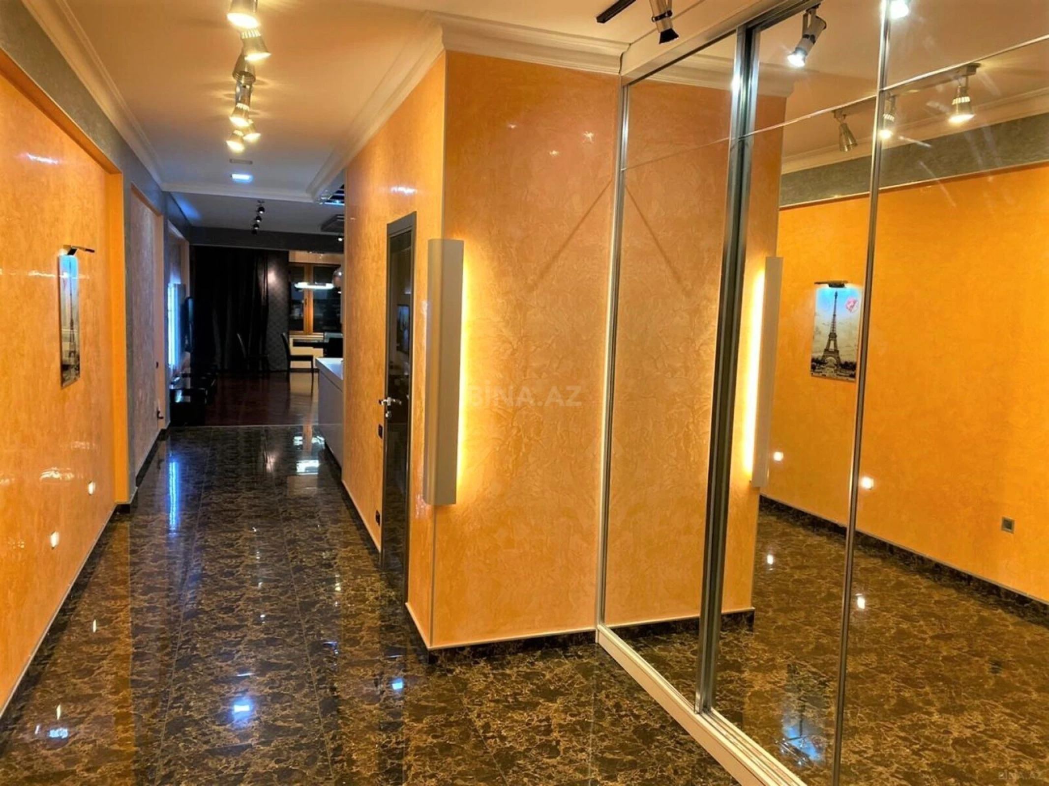 Kirayə verilir 4 otaqlı mənzil 250 m²