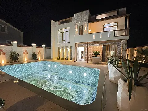 Satılır 7 otaqlı həyət evi 345 m² — Bakı, Novxanı 7 otaq 345.00 m²