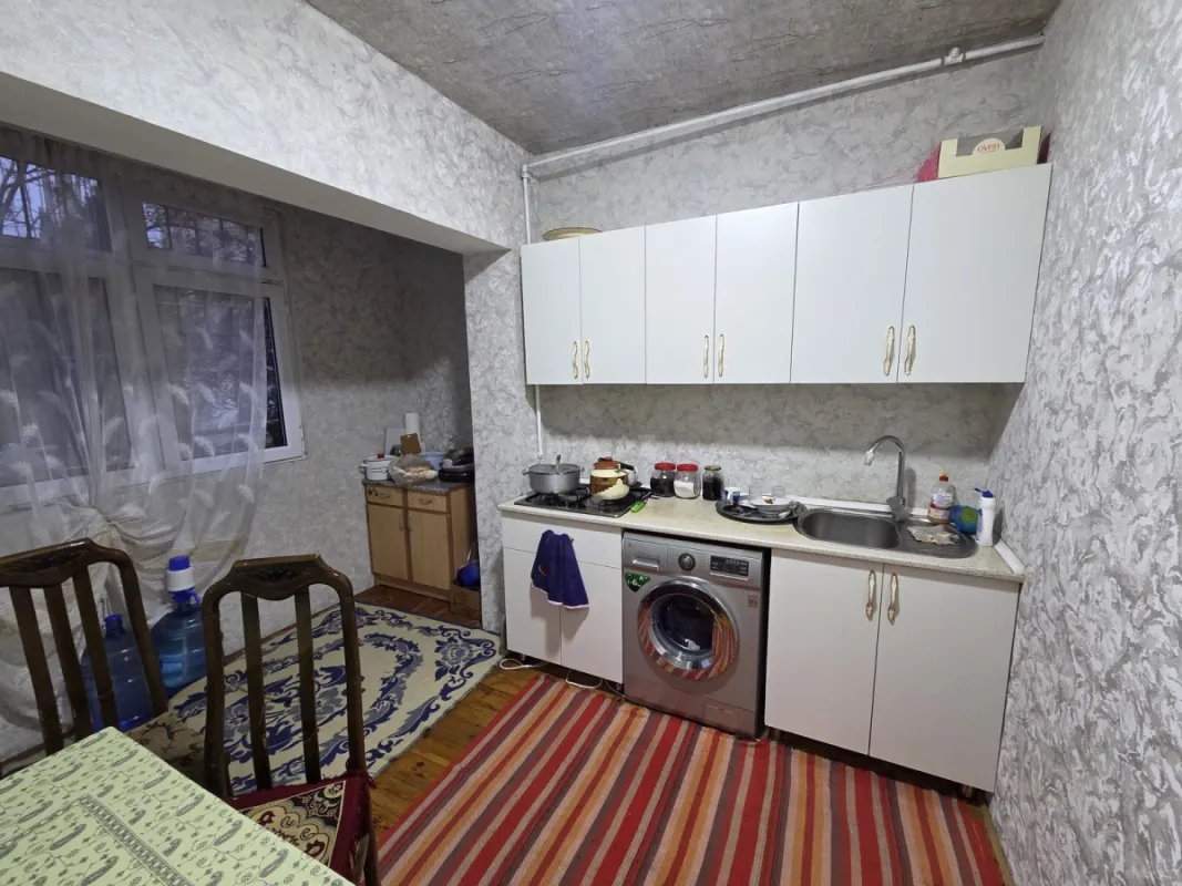 Satılır 2 otaqlı mənzil 65 m²