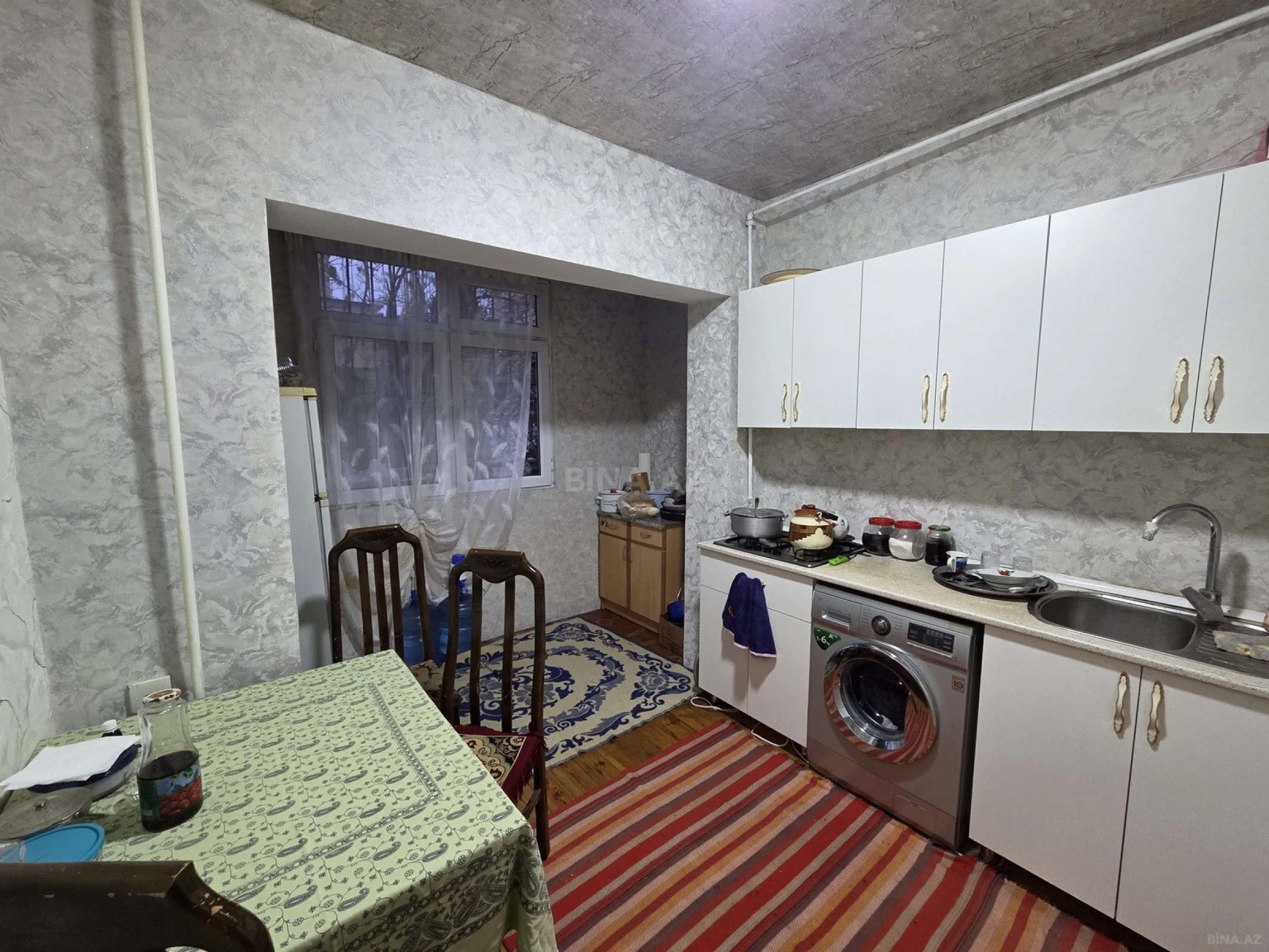Satılır 2 otaqlı mənzil 65 m²