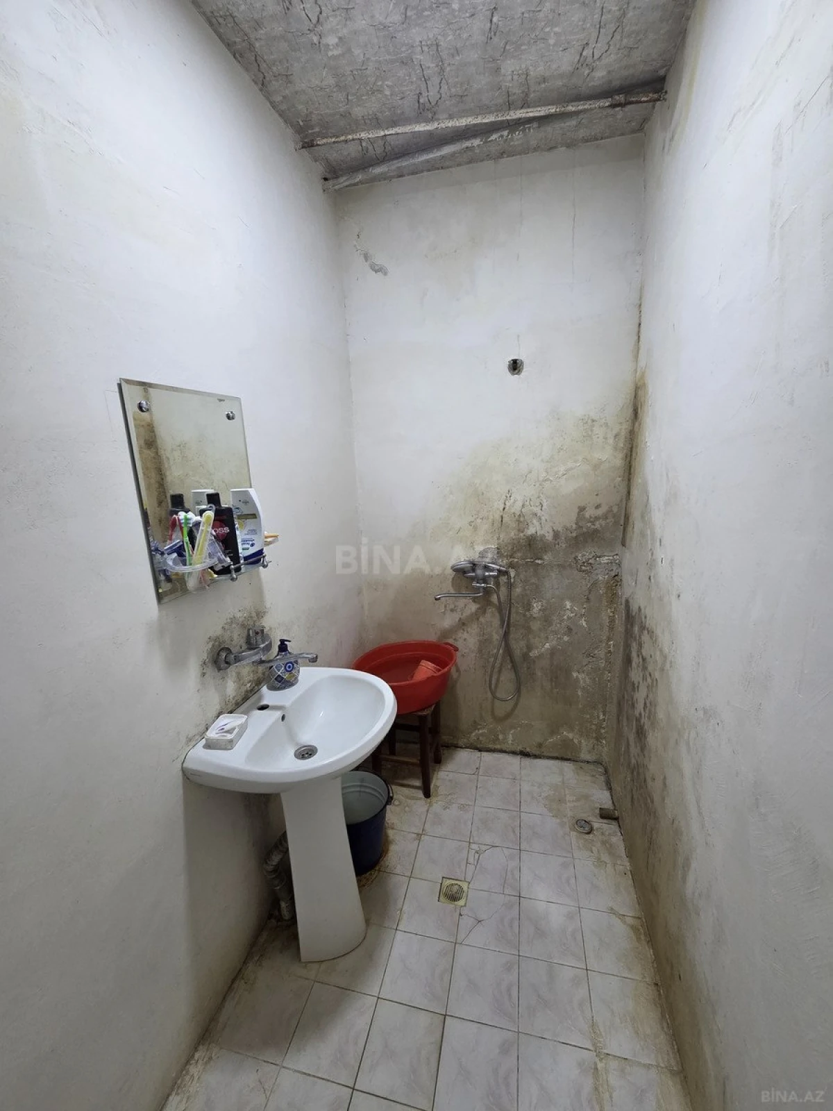 Satılır 2 otaqlı mənzil 65 m²