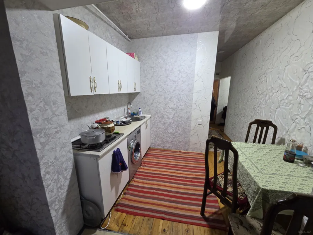 Satılır 2 otaqlı mənzil 65 m²