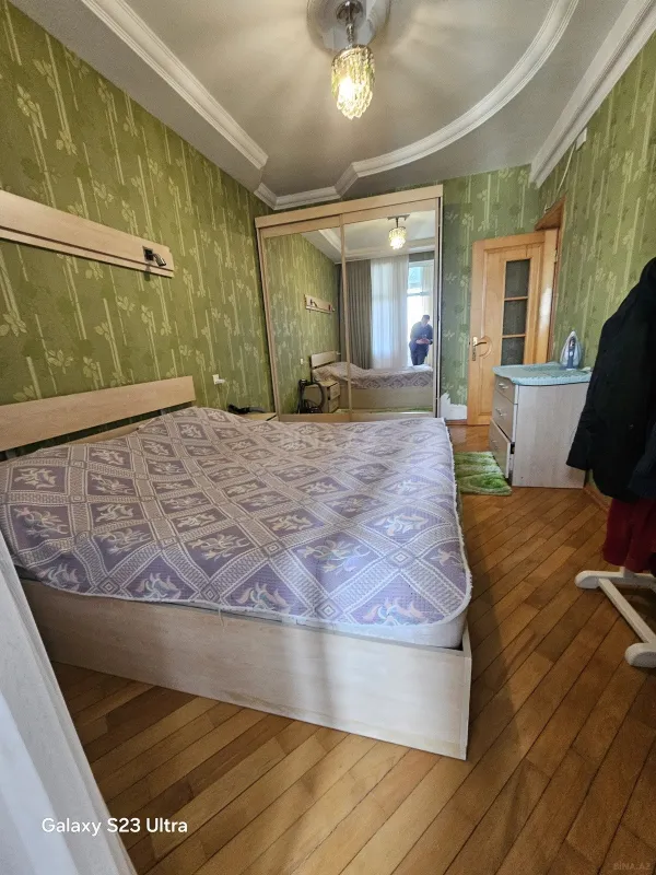 Satılır 3 otaqlı mənzil 120 m²