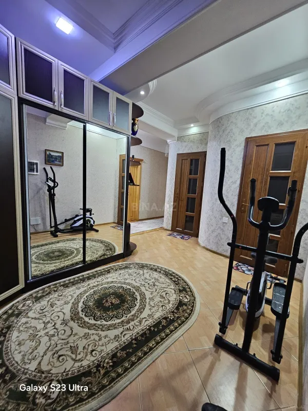 Satılır 3 otaqlı mənzil 120 m²