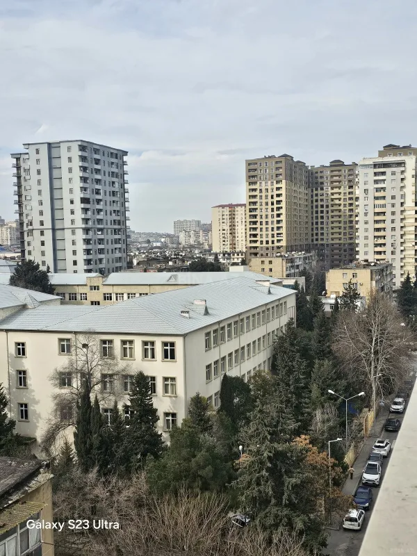 Satılır 3 otaqlı mənzil 120 m²