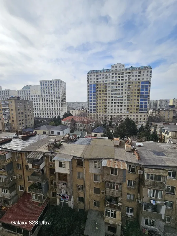Satılır 3 otaqlı mənzil 120 m²