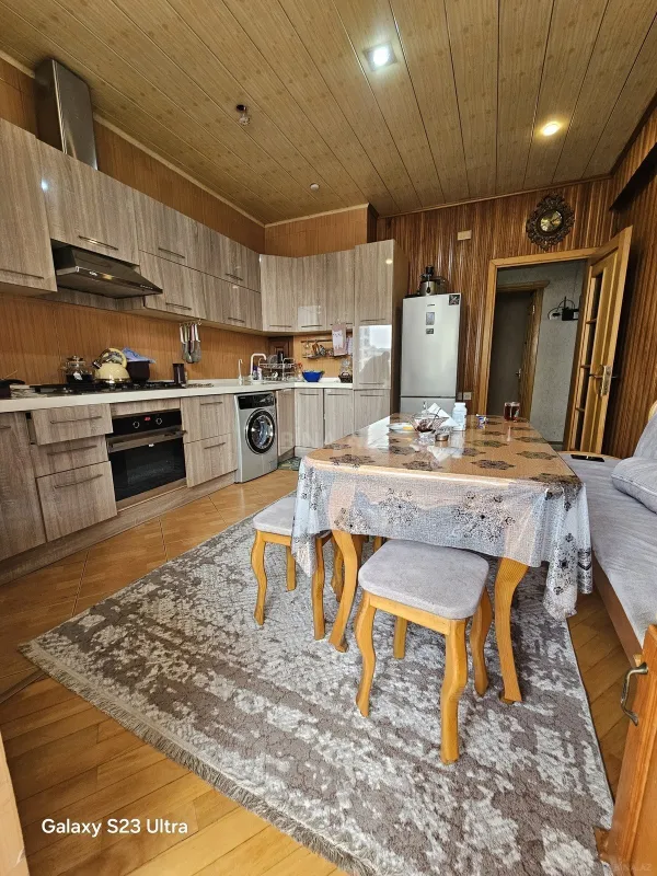 Satılır 3 otaqlı mənzil 120 m²