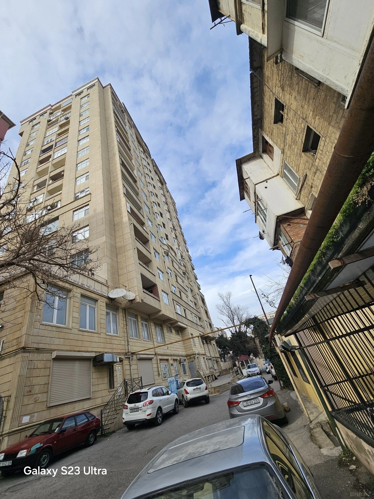 Satılır 3 otaqlı mənzil 120 m²
