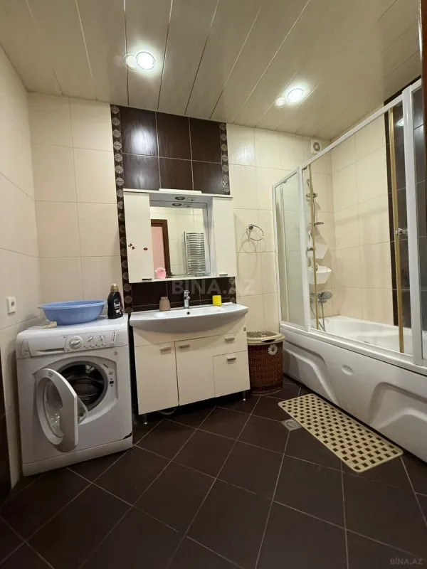 Kirayə verilir 3 otaqlı mənzil 130 m²