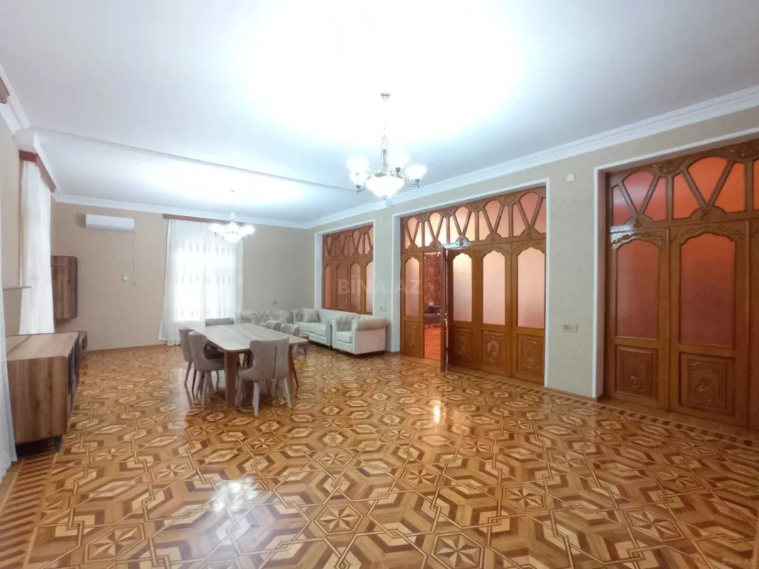 Kirayə verilir 6 otaqlı həyət evi 600 m²