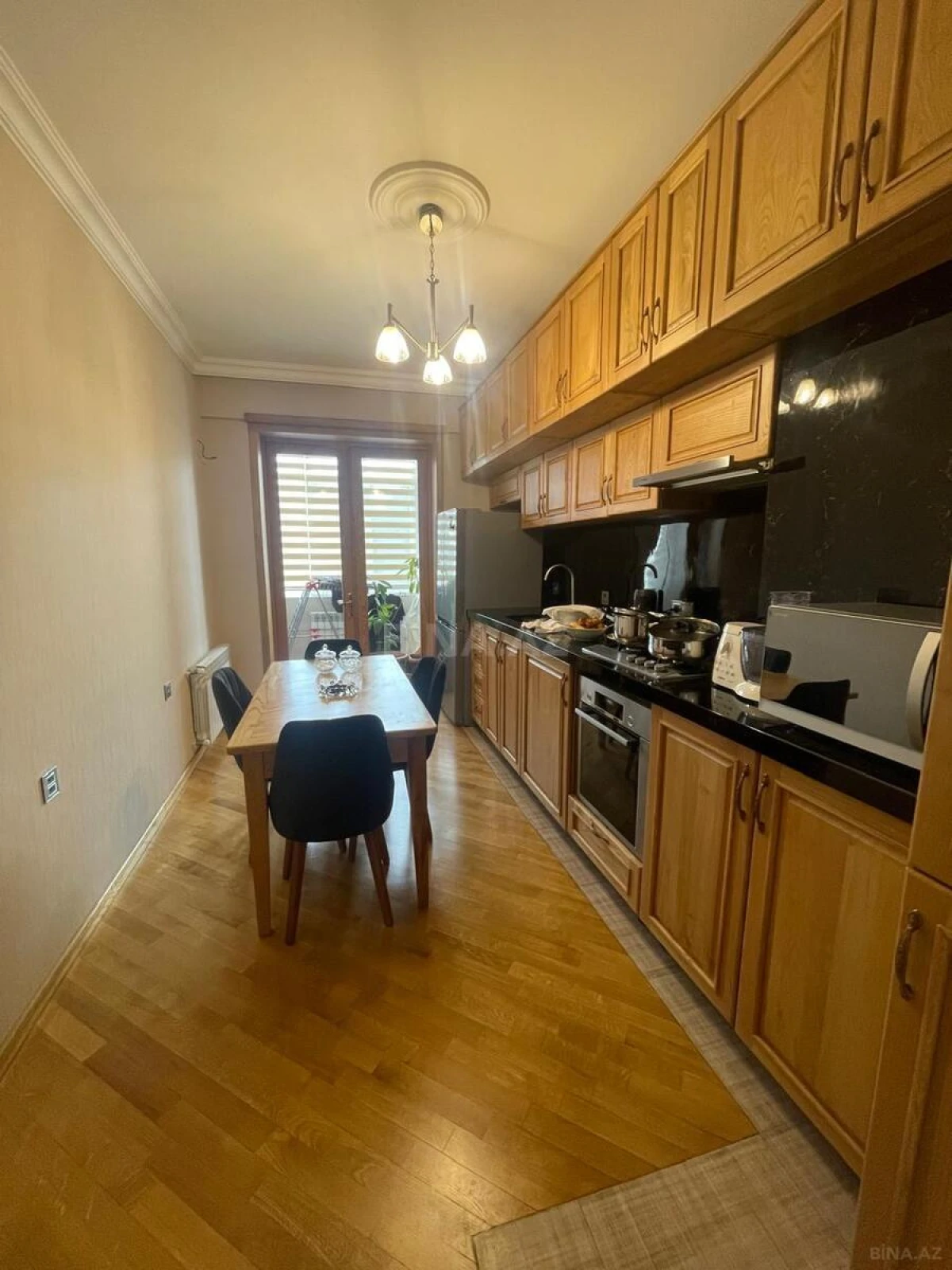 Satılır 3 otaqlı mənzil 120 m²
