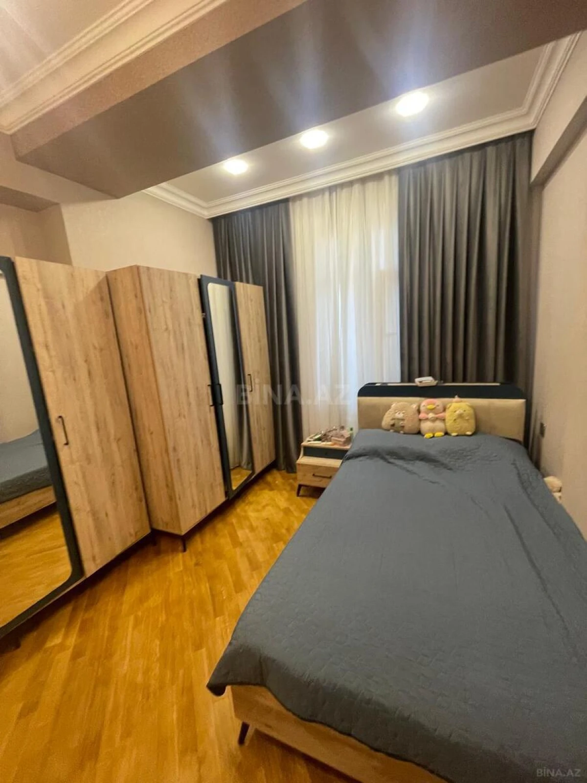 Satılır 3 otaqlı mənzil 120 m²