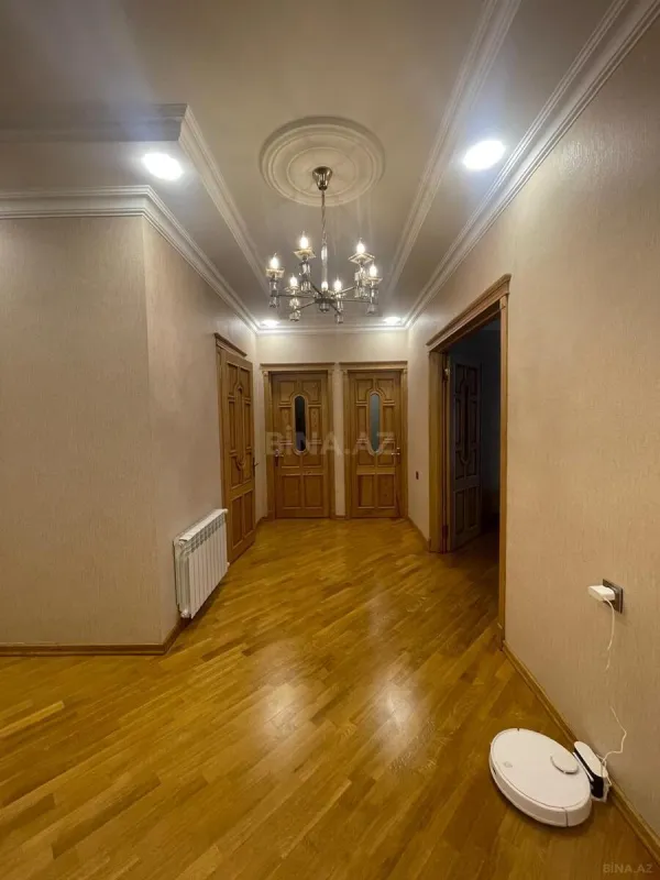 Satılır 3 otaqlı mənzil 120 m²