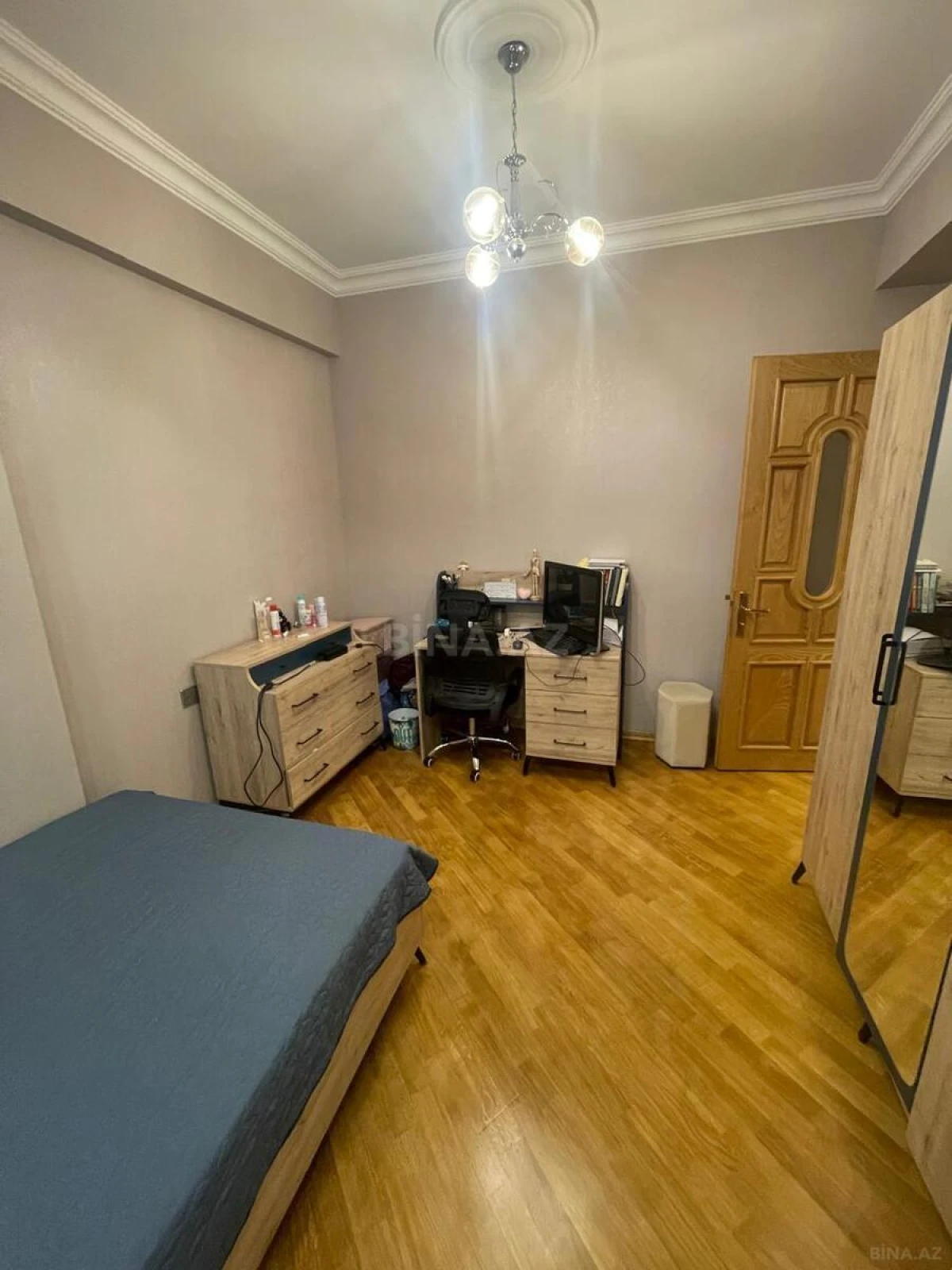 Satılır 3 otaqlı mənzil 120 m²
