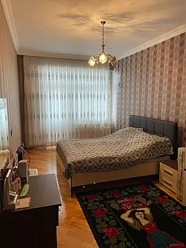 Kirayə verilir 2 otaqlı mənzil 96 m²
