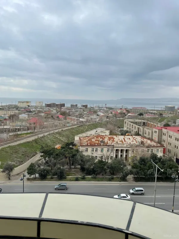 Kirayə verilir 2 otaqlı mənzil 96 m²