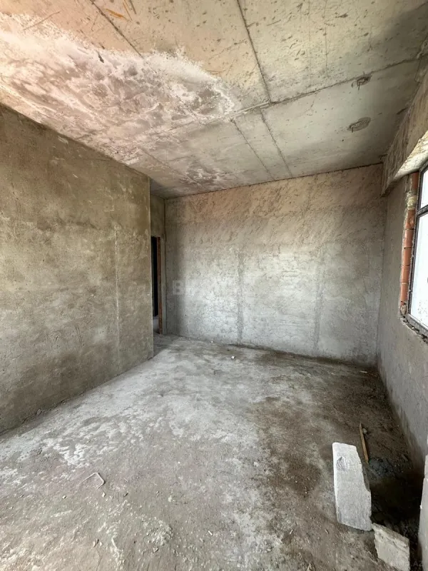 Satılır 2 otaqlı mənzil 70 m²