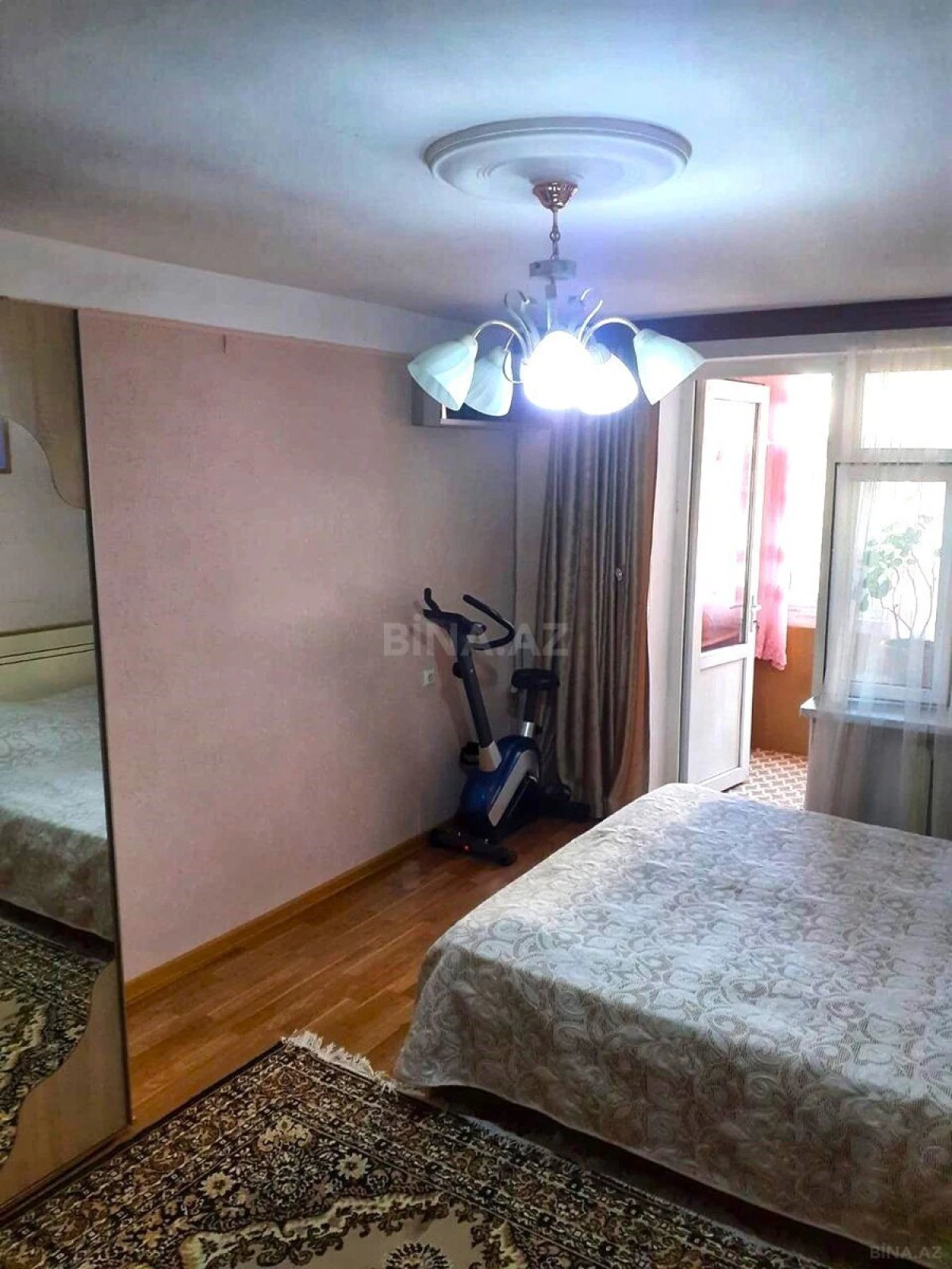 Satılır 3 otaqlı mənzil 90 m²
