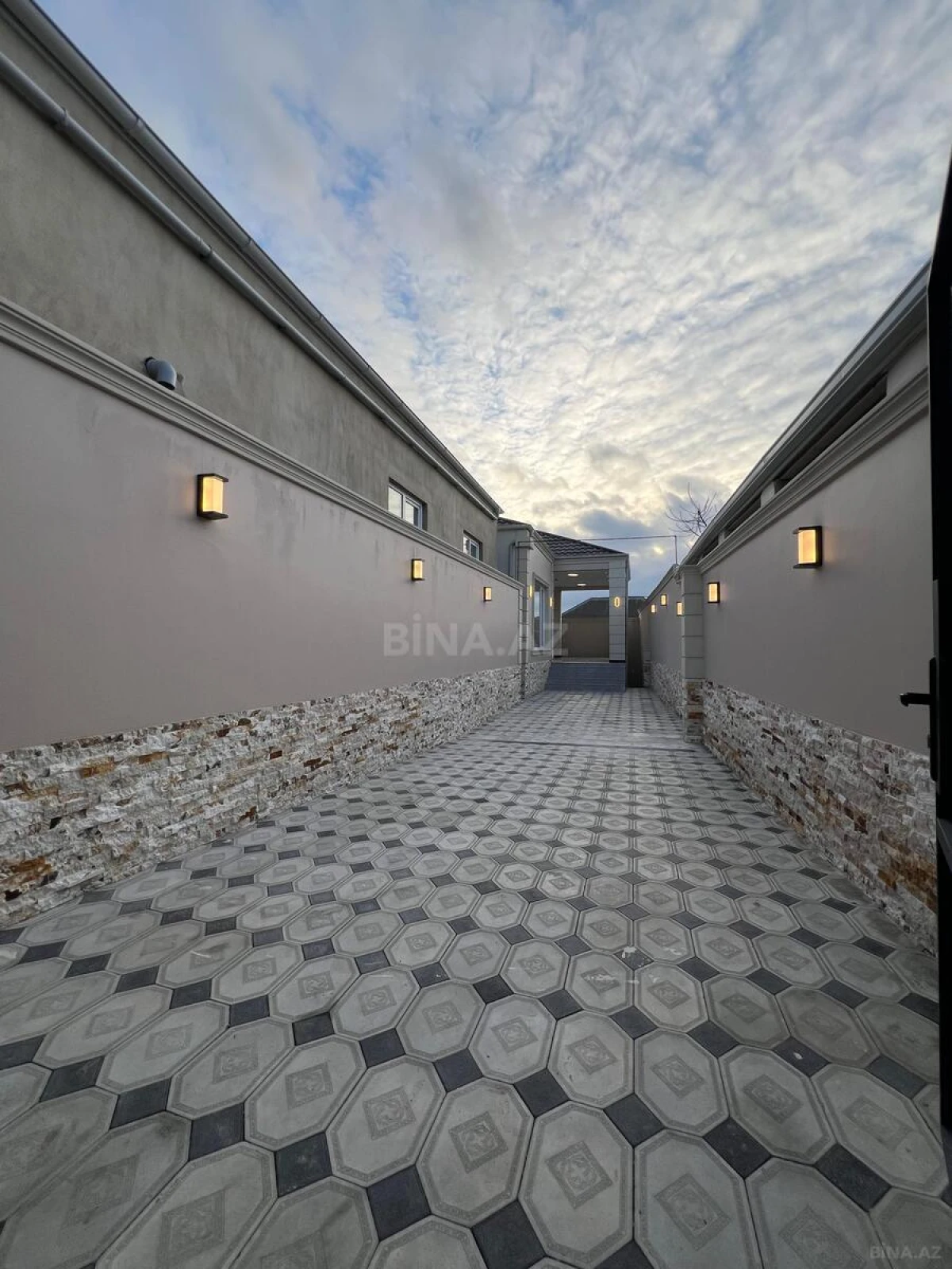 Satılır 3 otaqlı həyət evi 120 m²